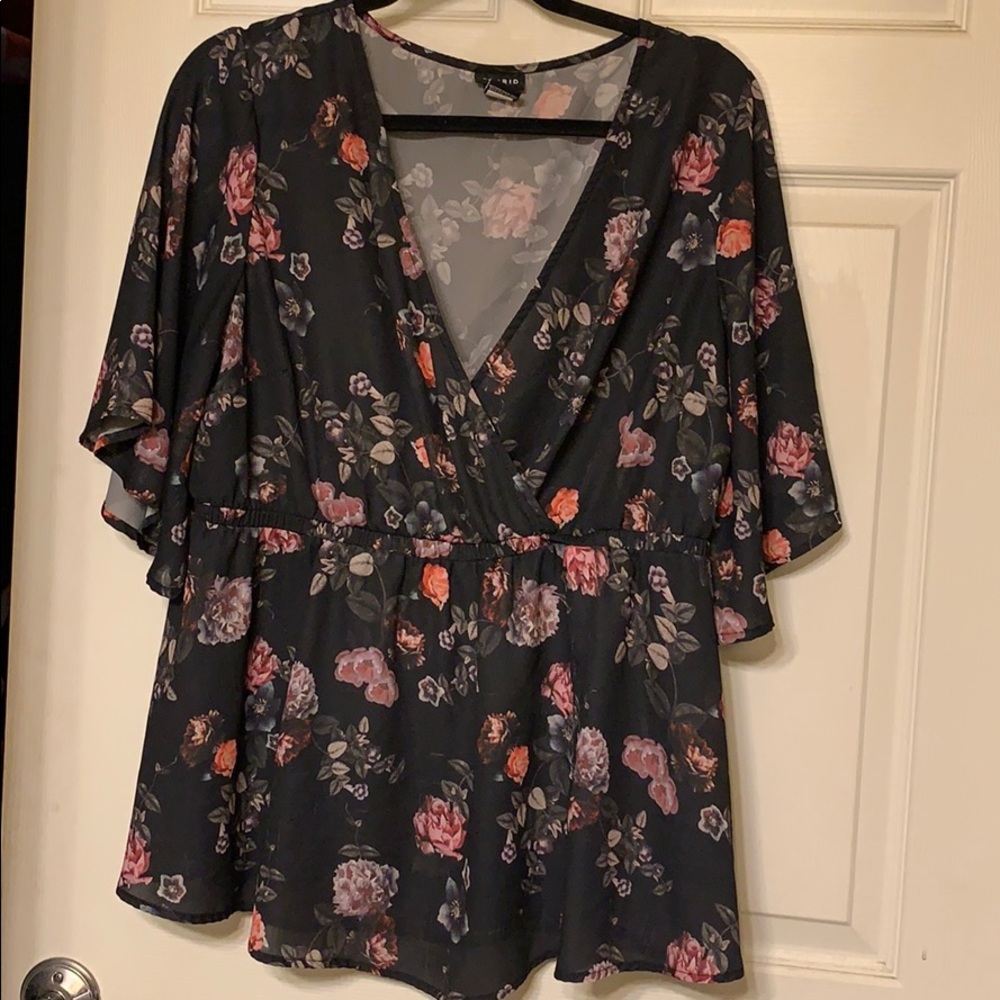 Torrid kimono style top
